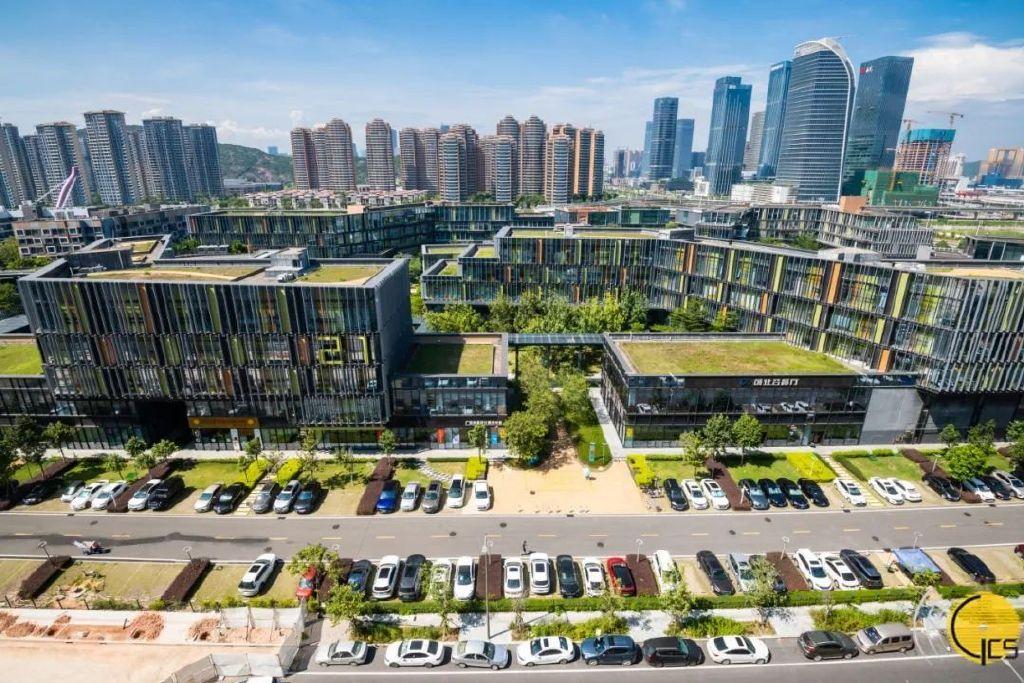 2025新澳门与香港天天免费精准,词语释义、解释与落实
